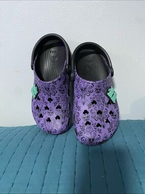 CROCS unisex ' Clog in Purple with Mint Accents